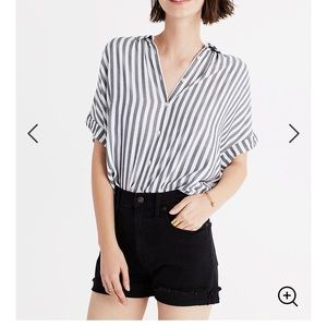 Madewell High Rise Denim Shorts in Washed Black